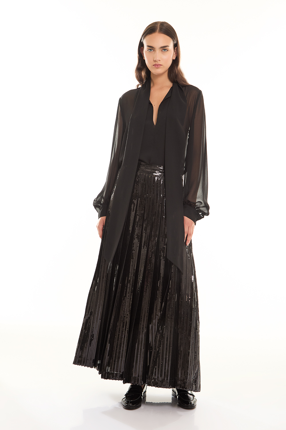 GODOTD600520_013_A24,alt-0