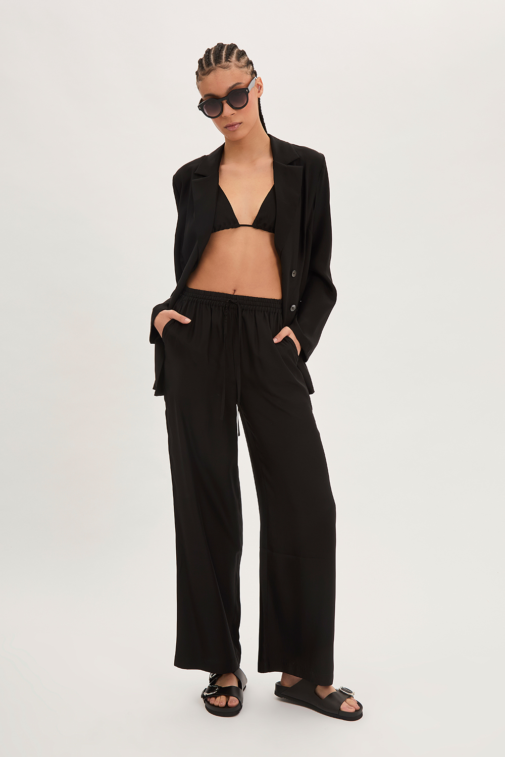 SOFIA24D311598_013_S24,alt-2