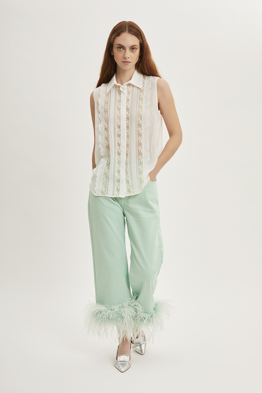 CHIMERAD232293P_065_S24,alt-1